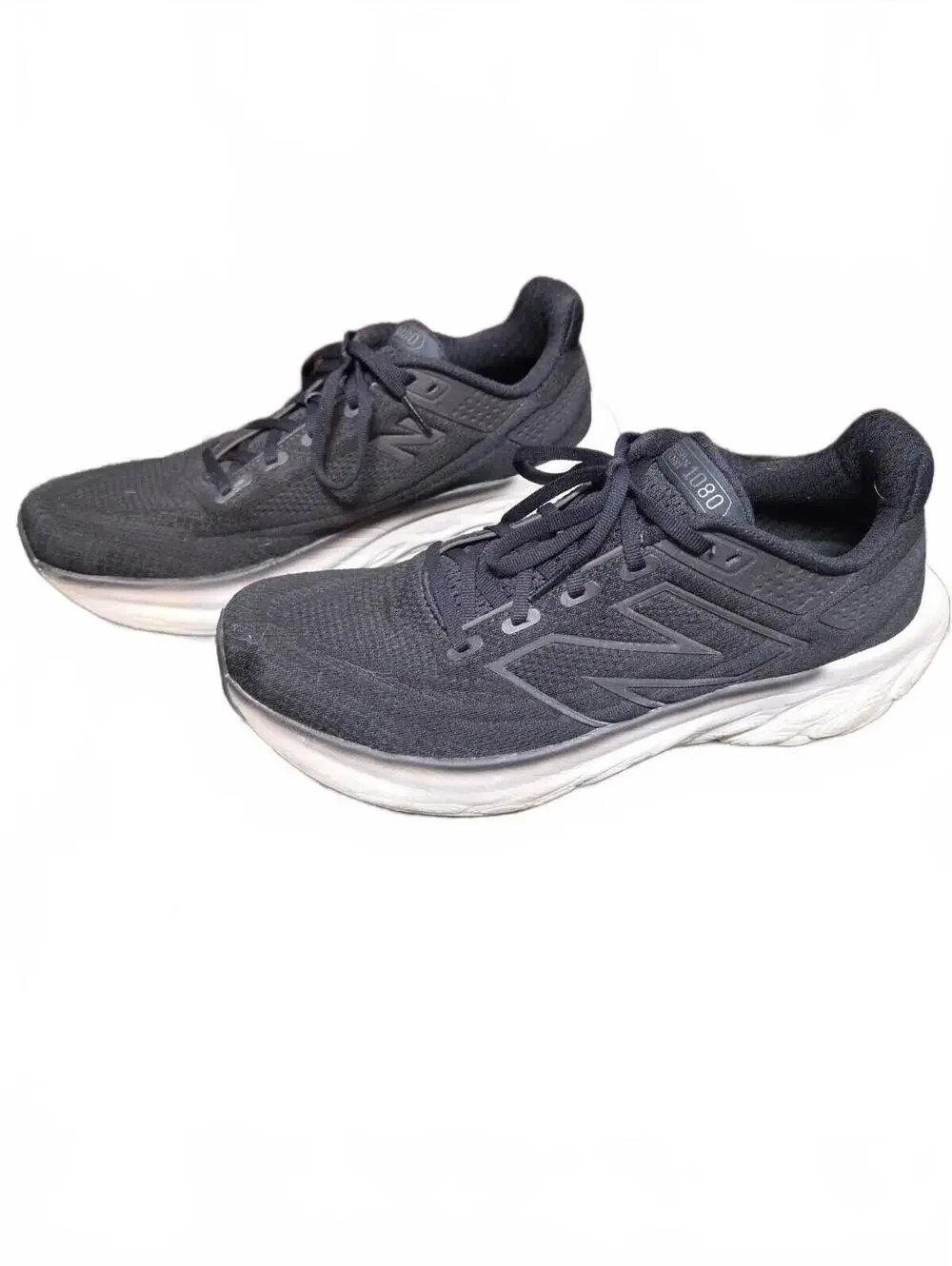 New Balance Fresh Foam 1080 women Lace-Up Low Top Sneakers Black/White